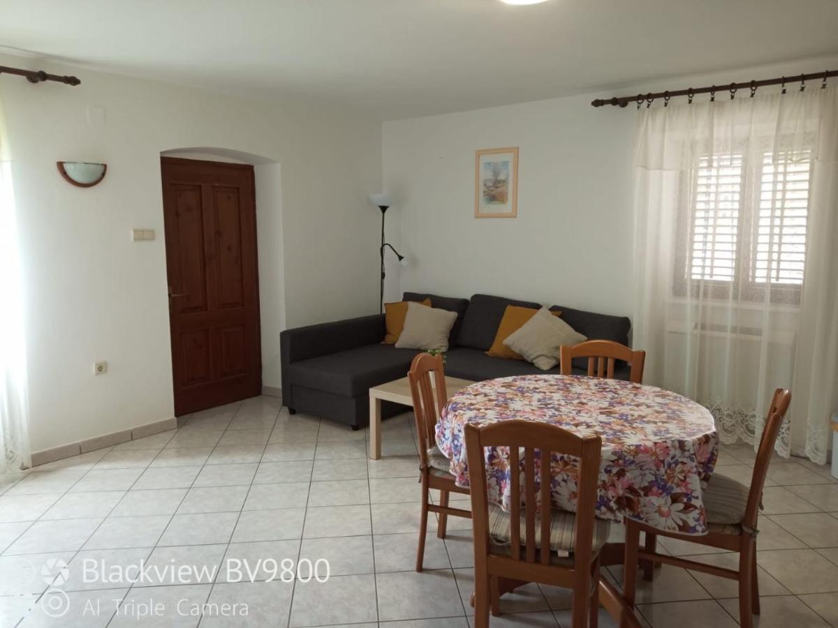 Apartments Vodaric Loznati Cres Exterior photo